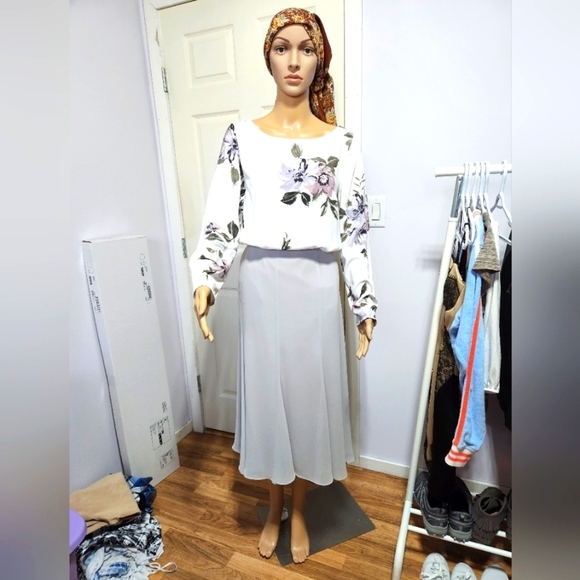 Dynamite Blouse - Picture 2 of 6